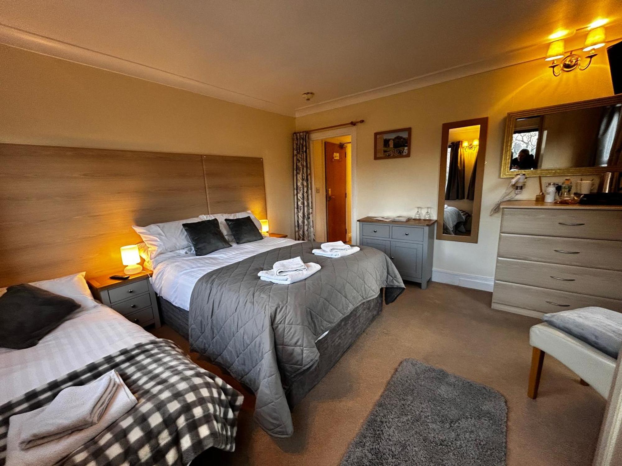 Kearton Guest House Thwaite Exterior photo
